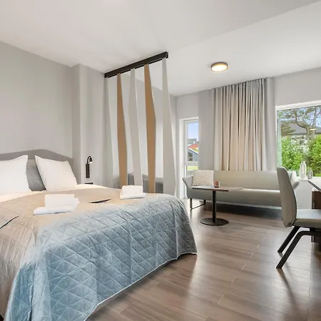 Hotel Kinn 3*