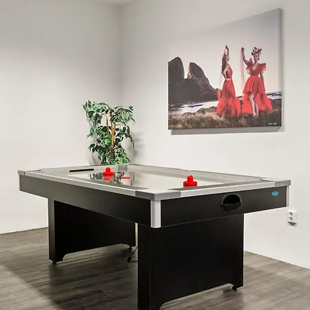 Kinn Hotel 3*