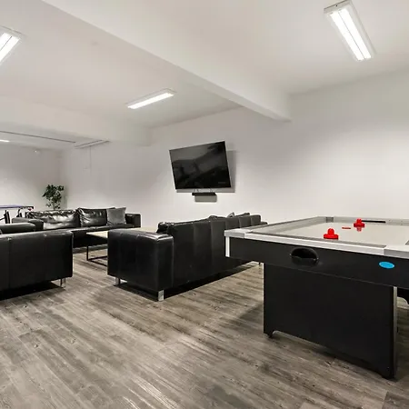 Hotel Kinn Floro