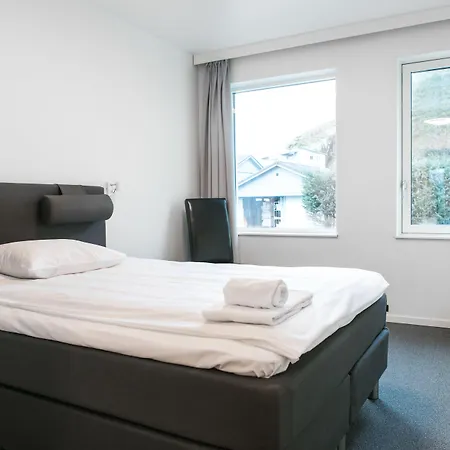 Отель Kinn Флоро