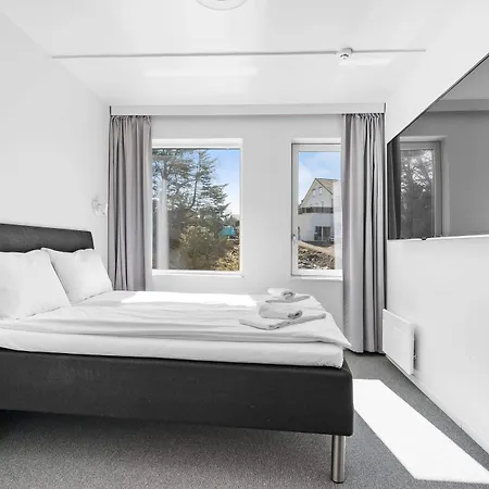 Hotel Kinn 3*
