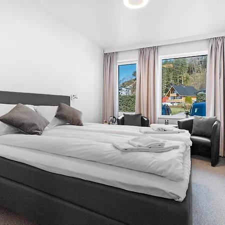 호텔 Kinn 플로로