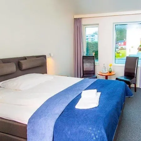 Hotel Kinn Floro